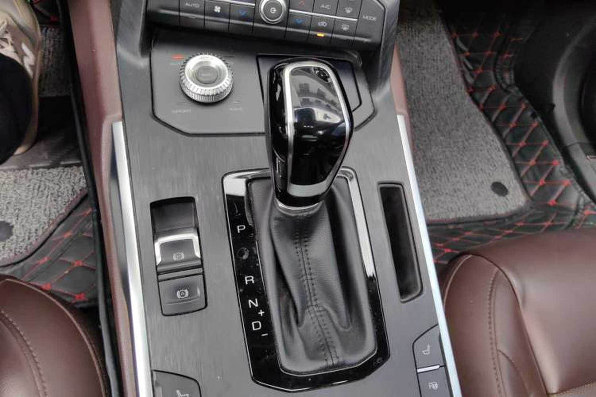 Used Wey P8 2018 2.0T Flagship Model Gear Lever