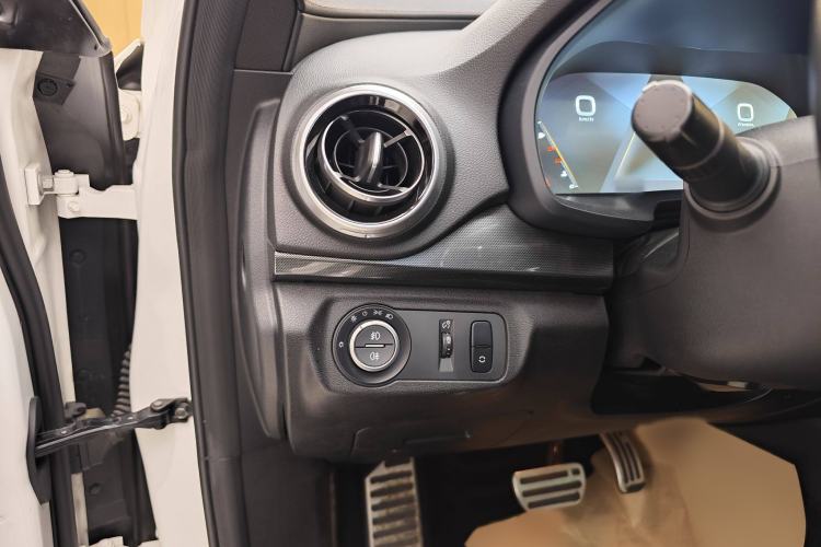 Used Wey P8 2018 2.0T Flagship Model Interior 10