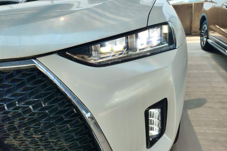Used Wey P8 2018 2.0T Flagship Model Left Front Headlight
