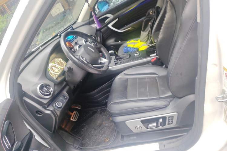 Used Wey P8 2018 2.0T Flagship Model Left Front Seat