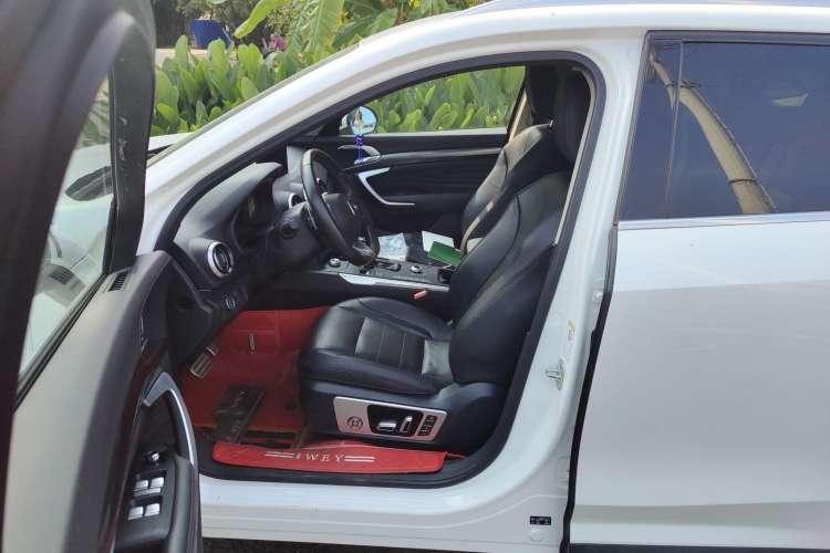 Used Wey P8 2018 2.0T Flagship Model Left Front Seat