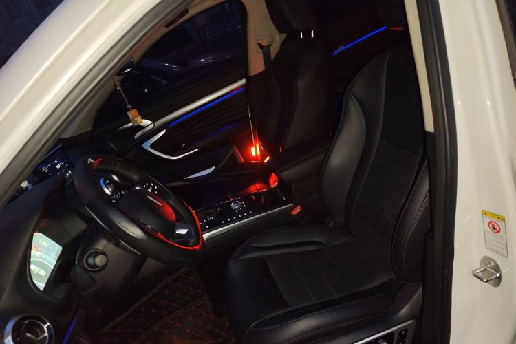 Used Wey P8 2018 2.0T Flagship Model Left Front Seat