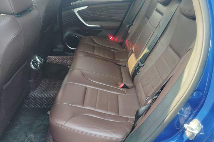 Used Wey P8 2018 2.0T Flagship Model Left Rear Seat