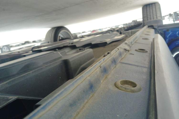Used Wey P8 2018 2.0T Flagship Model Left Side Sill