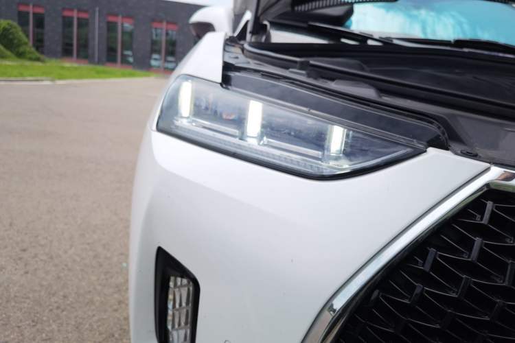 Used Wey P8 2018 2.0T Flagship Model Right Front Headlight