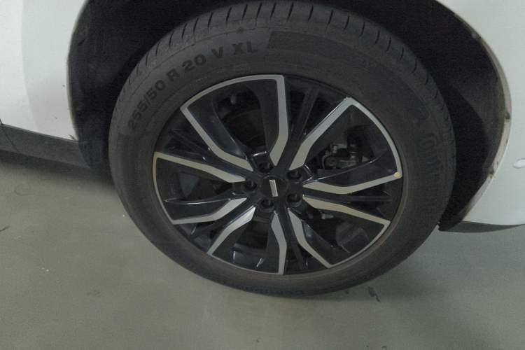 Used Wey P8 2018 2.0T Flagship Model Right Front Wheel Hub