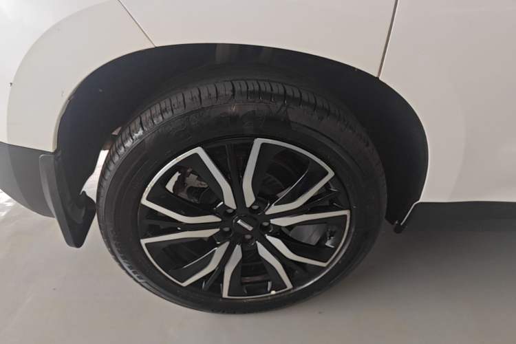Used Wey P8 2018 2.0T Premium Edition Right Rear Wheel Hub