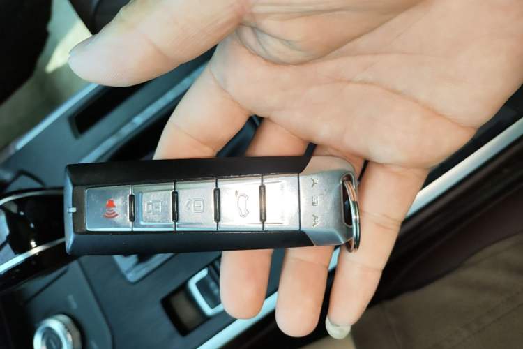 Used Wey P8 2018 2.0T Flagship Model Vehicle Key