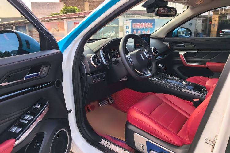 Used Wey VV5 2017 2.0T Flagship Edition Interior 2