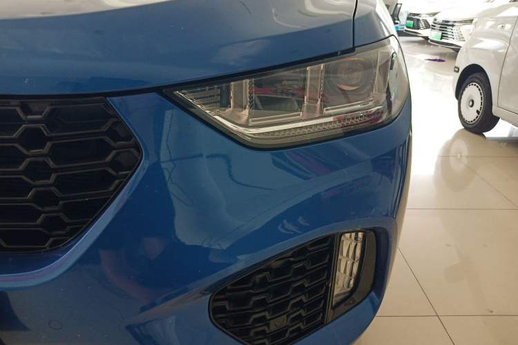 Used Wey VV5 2017 2.0T Ultra-Luxury Version Left Front Headlight