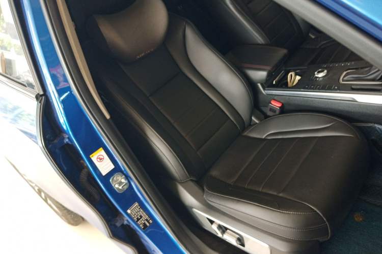 Used Wey VV5 2017 2.0T Ultra-Luxury Version Right Front Seat