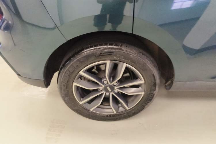 Used Wey VV5 2020 1.5T Two-Wheel Drive Smart Pioneer Right Rear Wheel Hub