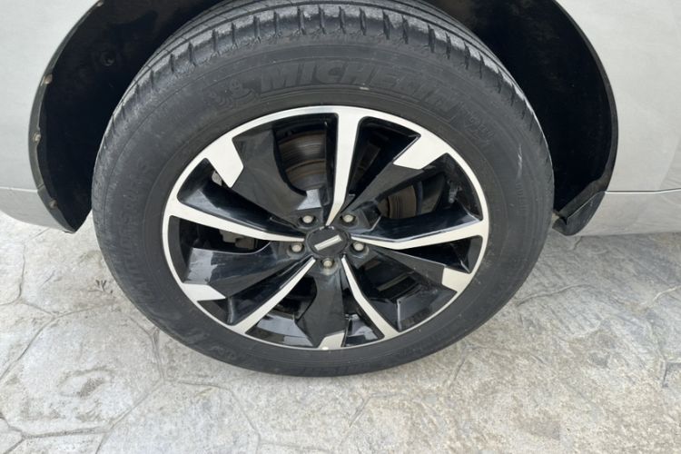 Used Wey VV5 2019 Upgraded Model 2.0T Two-Wheel Drive Ultra-Luxury Version China V Standard Exterior 9