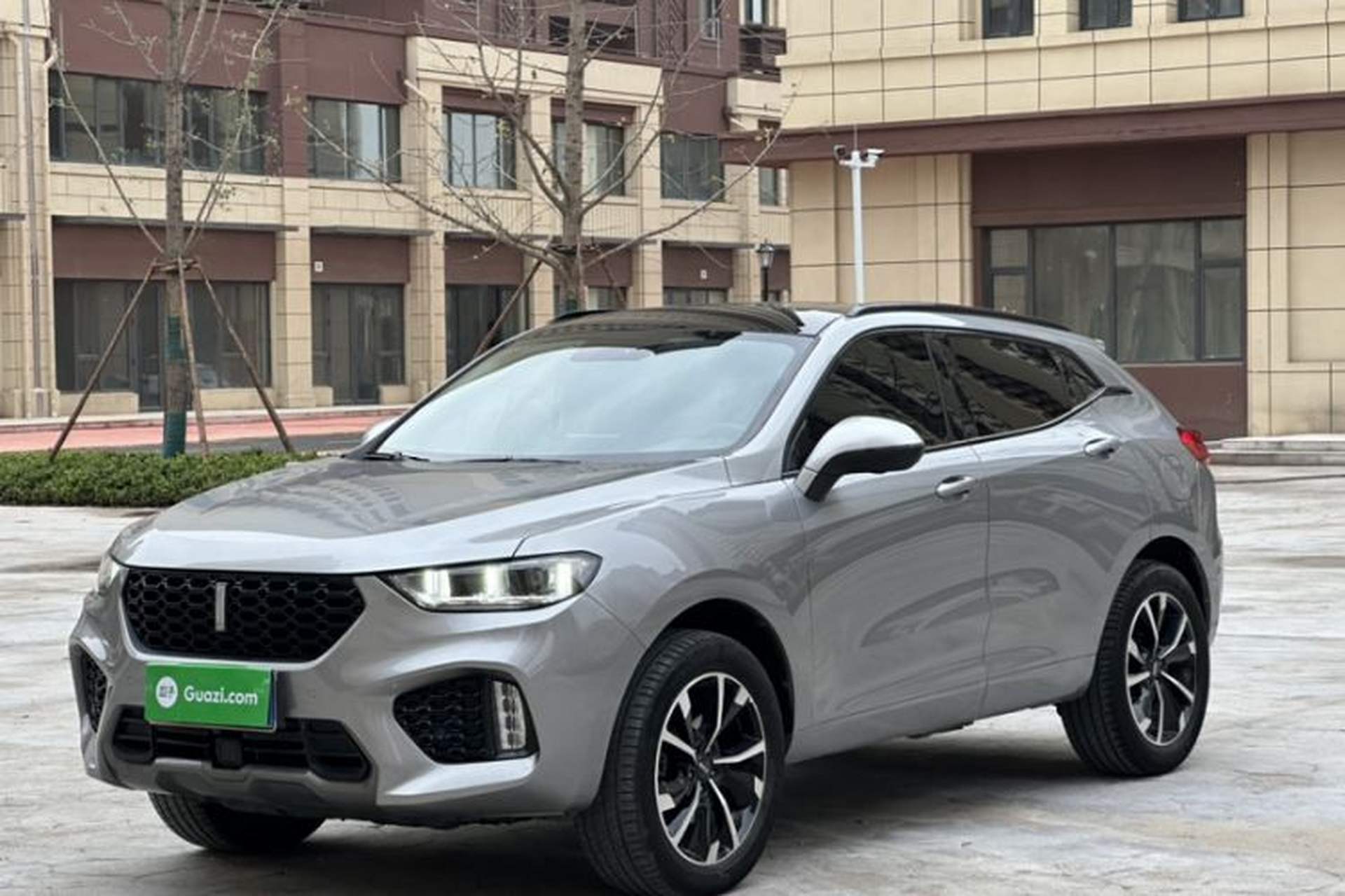Used Wey VV5 2019 Upgraded Model 2.0T Two-Wheel Drive Ultra-Luxury Version China V Standard Front Left 45 Deg