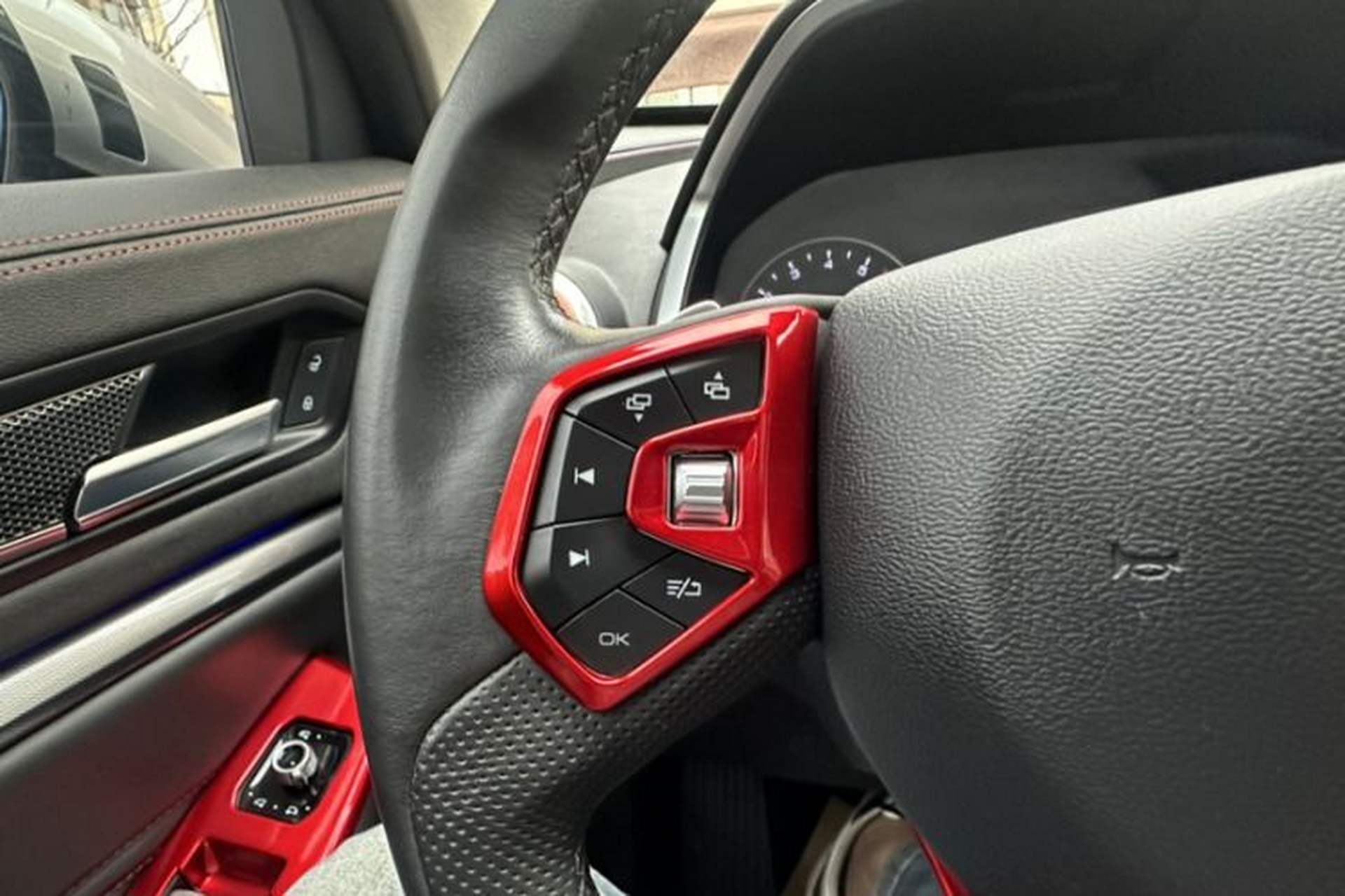 Used Wey VV5 2019 Upgraded Model 2.0T Two-Wheel Drive Ultra-Luxury Version China V Standard Interior 13