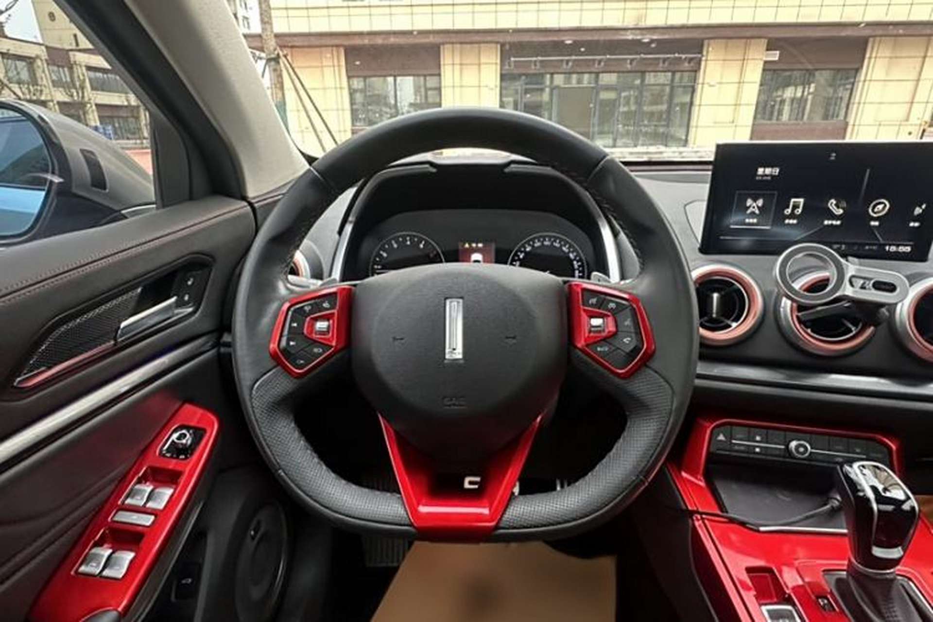 Used Wey VV5 2019 Upgraded Model 2.0T Two-Wheel Drive Ultra-Luxury Version China V Standard Steering Wheel