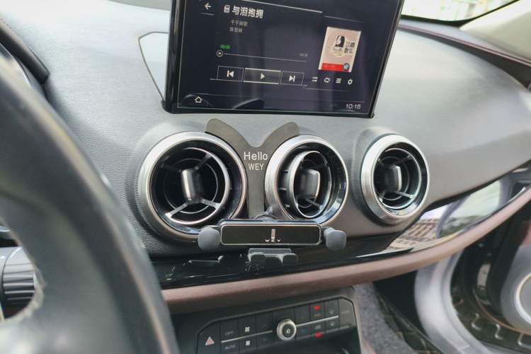 Used Wey VV5 2017 2.0T Ultra-Luxury Version Audio And AC Panel