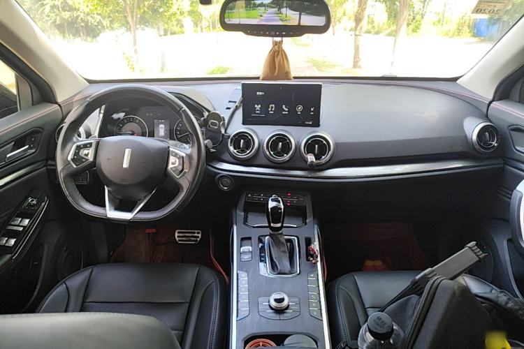 Used Wey VV5 2017 2.0T Ultra-Luxury Version Center Console