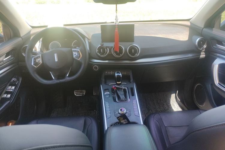 Used Wey VV5 2017 2.0T Flagship Edition Center Console