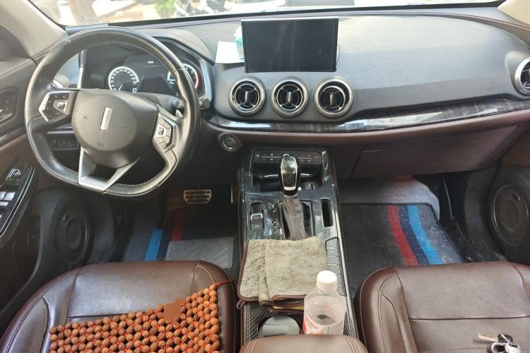 Used Wey VV5 2017 2.0T Flagship Edition Center Console