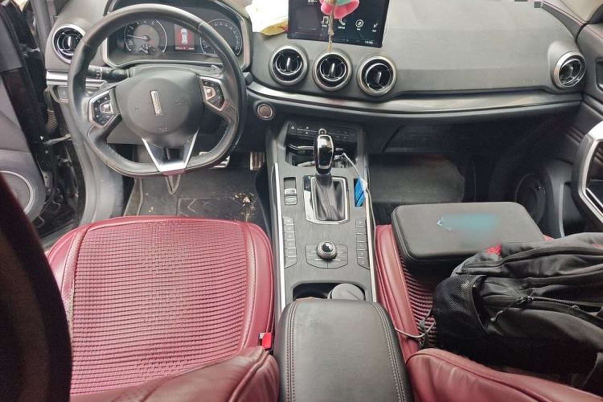 Used Wey VV5 2017 2.0T Ultra-Luxury Version Center Console