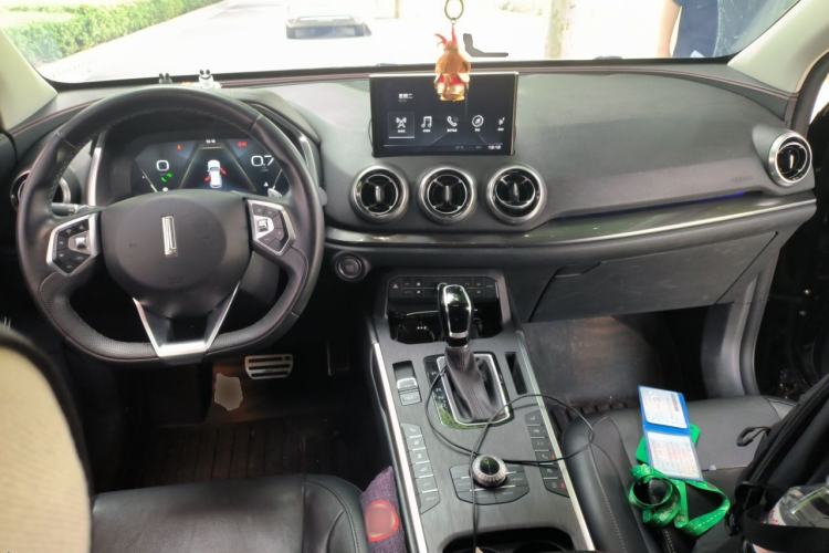 Used Wey VV5 2017 2.0T Flagship Edition Center Console