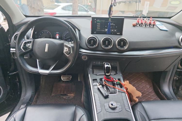 Used Wey VV5 2017 2.0T Ultra-Luxury Version Center Console