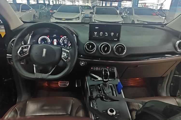 Used Wey VV5 2017 2.0T Flagship Edition Center Console