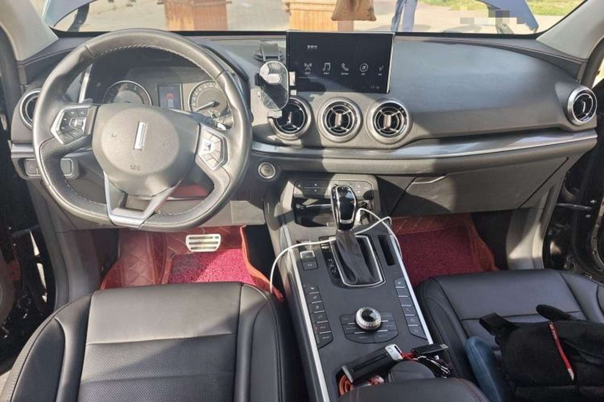 Used Wey VV5 2017 2.0T Ultra-Luxury Version Center Console
