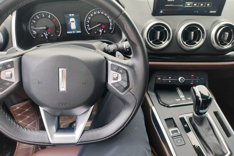 Used Wey VV5 2017 2.0T Ultra-Luxury Version Center Console