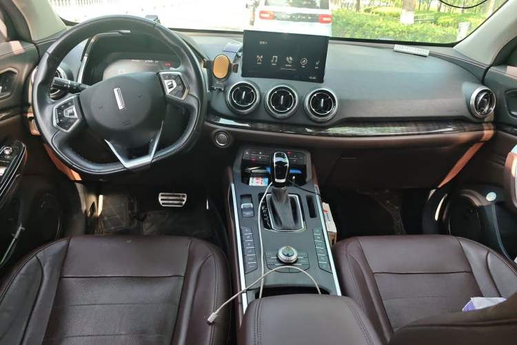 Used Wey VV5 2017 2.0T Flagship Edition Center Console