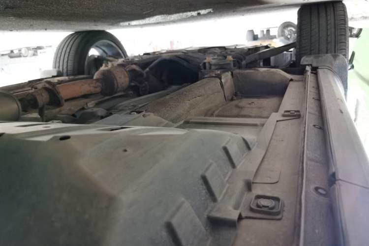 Used Wey VV5 2017 2.0T Flagship Edition Chassis Front Left