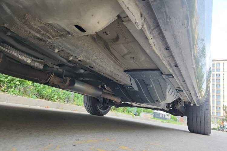 Used Wey VV5 2017 2.0T Flagship Edition Chassis Front Left