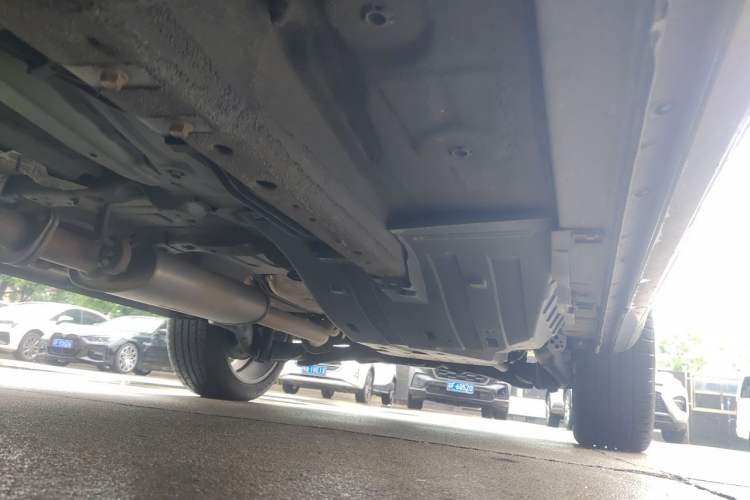 Used Wey VV5 2017 2.0T Flagship Edition Chassis Front Left
