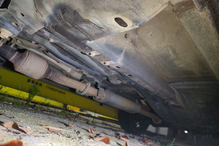 Used Wey VV5 2017 2.0T Flagship Edition Chassis Front Left