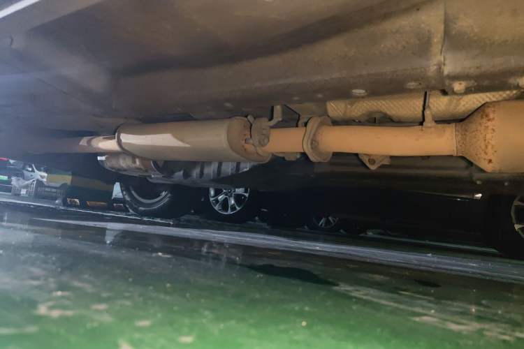 Used Wey VV5 2017 2.0T Ultra-Luxury Version Chassis Front Right
