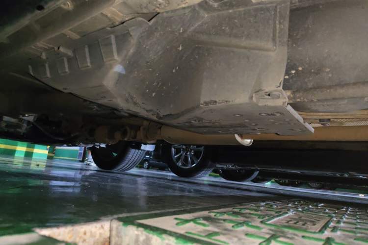 Used Wey VV5 2017 2.0T Ultra-Luxury Version Chassis Rear Left