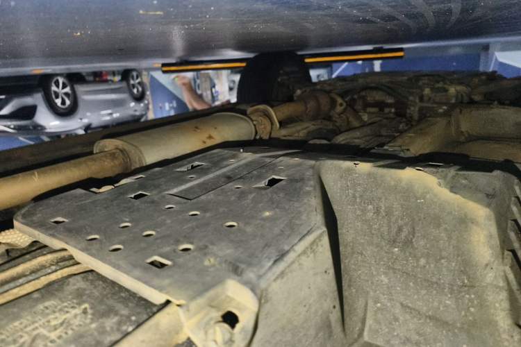 Used Wey VV5 2017 2.0T Flagship Edition Chassis Rear Left