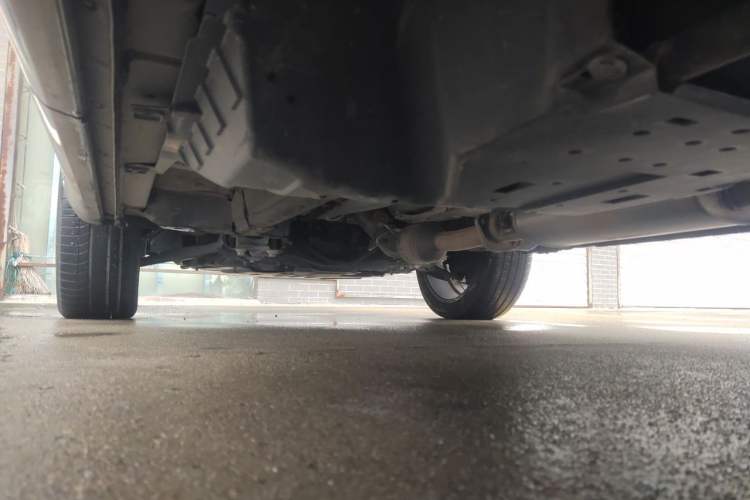 Used Wey VV5 2017 2.0T Flagship Edition Chassis Rear Left