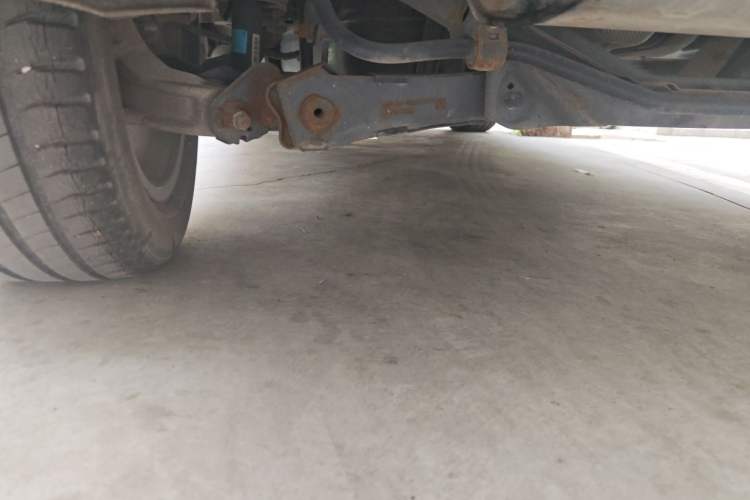 Used Wey VV5 2017 2.0T Ultra-Luxury Version Chassis Rear Left
