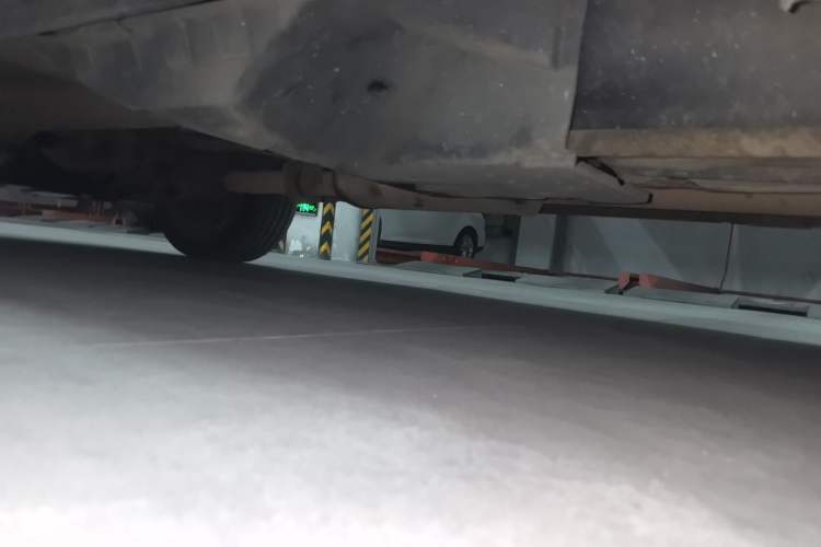 Used Wey VV5 2017 2.0T Flagship Edition Chassis Rear Left