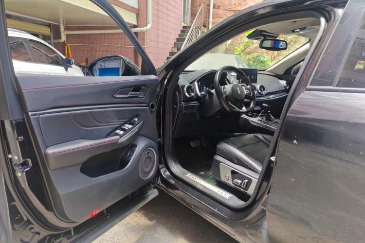 Used Wey VV5 2017 2.0T Ultra-Luxury Version Driver Seat