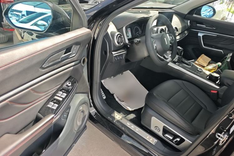 Used Wey VV5 2017 2.0T Ultra-Luxury Version Driver Seat