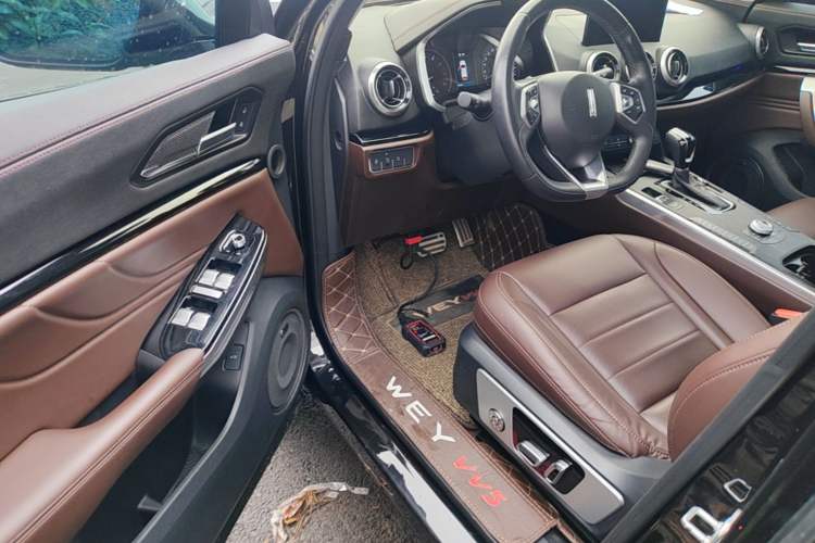 Used Wey VV5 2017 2.0T Ultra-Luxury Version Driver Seat