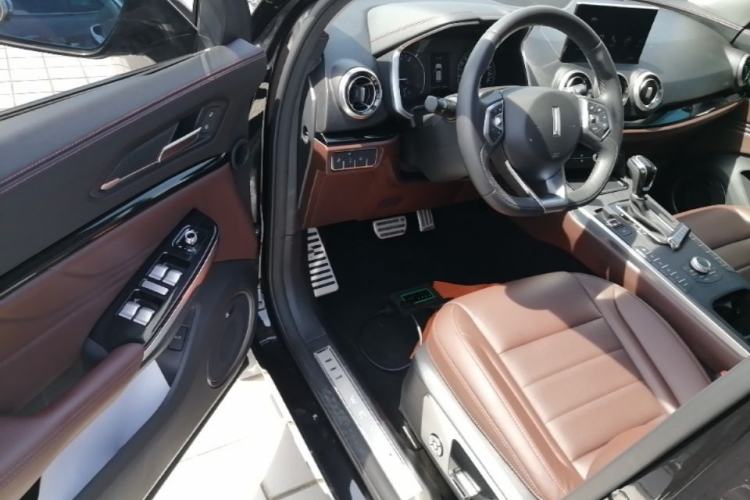 Used Wey VV5 2017 2.0T Ultra-Luxury Version Driver Seat
