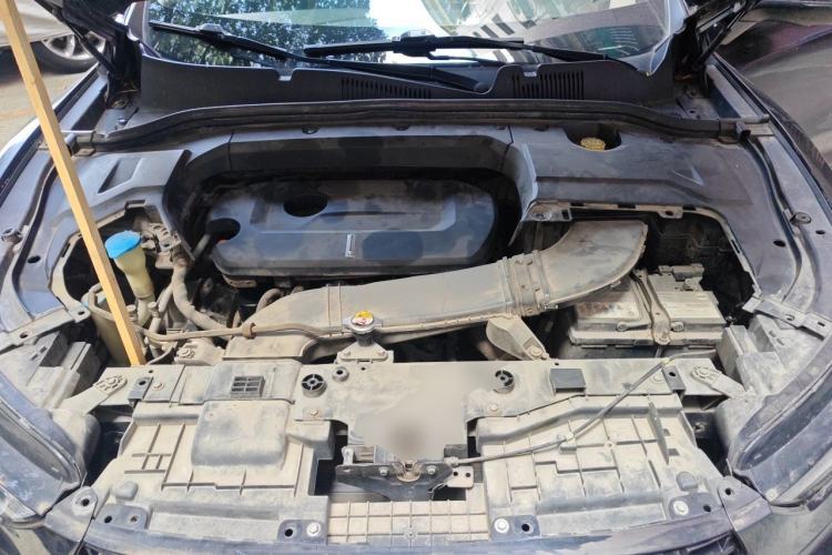 Used Wey VV5 2017 2.0T Ultra-Luxury Version Engine Bay