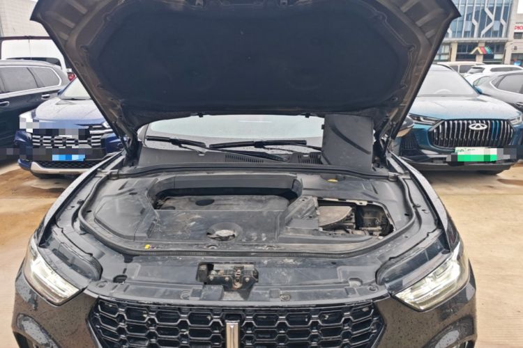 Used Wey VV5 2017 2.0T Ultra-Luxury Version Engine Bay