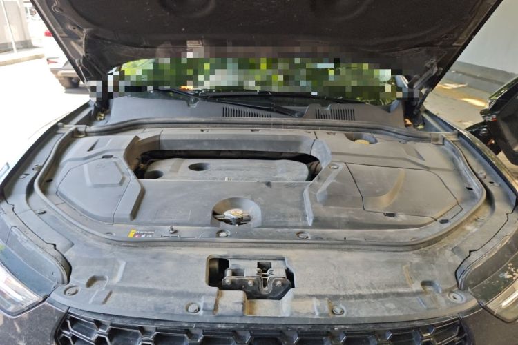 Used Wey VV5 2017 2.0T Ultra-Luxury Version Engine Bay