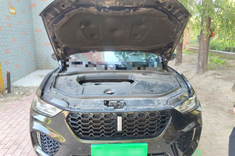 Used Wey VV5 2017 2.0T Ultra-Luxury Version Engine Bay