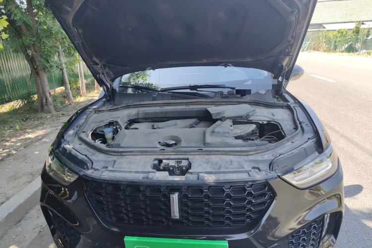 Used Wey VV5 2017 2.0T Ultra-Luxury Version Engine Bay